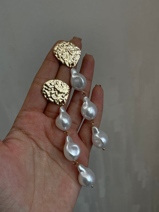 Regal Pearl Earrings