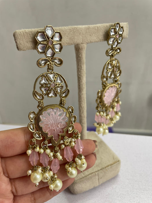 Onion 2024 pink earrings