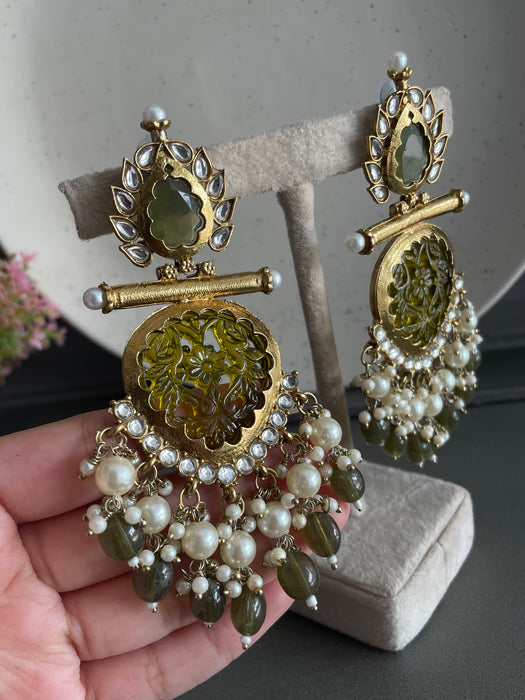 Swara Kundan Earrings