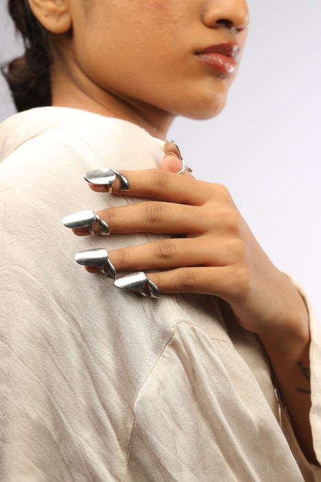 Bombshell Nail Ring Silver