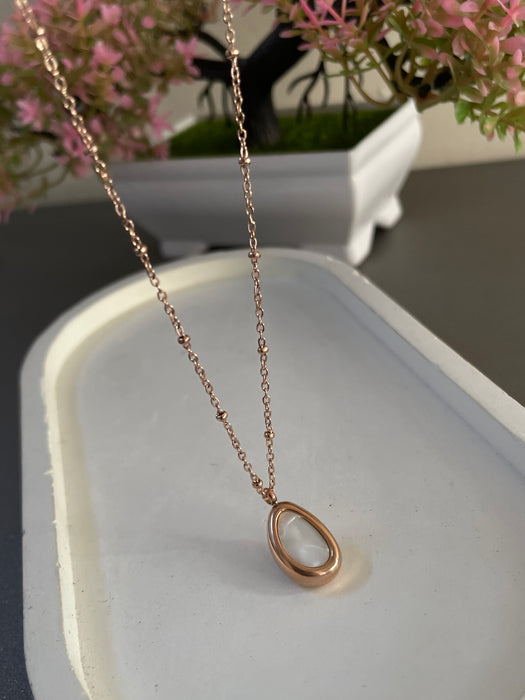 Dainty Droplet Chain