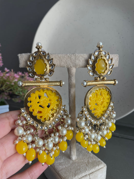 Swara Kundan Earrings