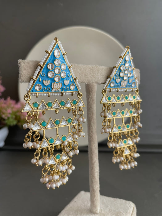 Nainika Kundan Earrings