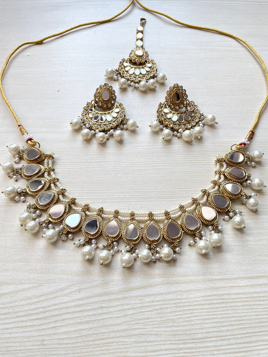 Sharvari Mirror Necklace Set