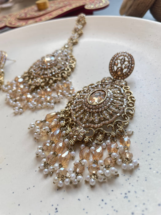 Maharani Earrings Mangtika Set