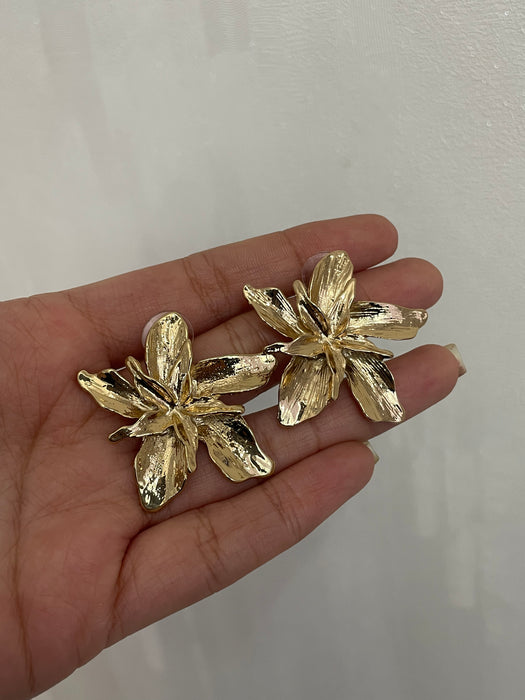 Goldleaf Bloom Earrings