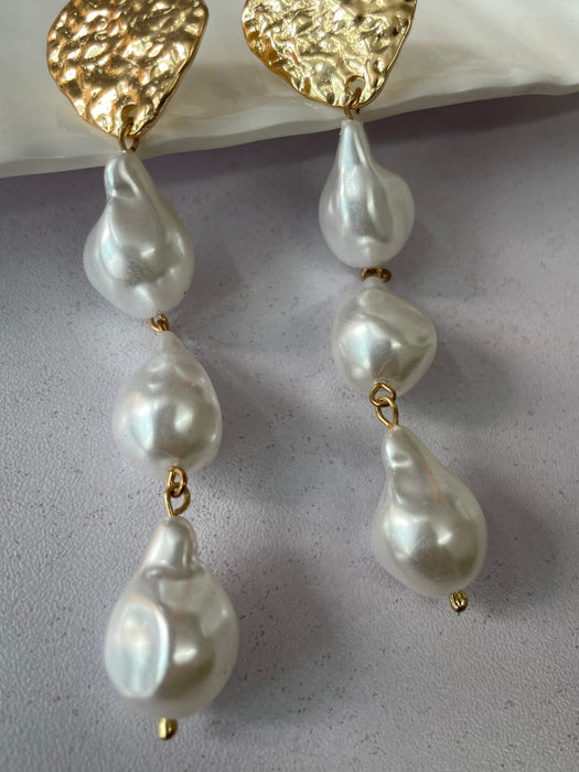 Regal Pearl Earrings