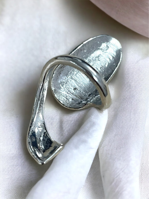 Bombshell Nail Ring Silver