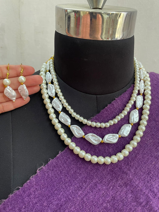 Shagun Pearl Necklace Earrings Set