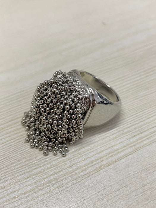 Metallic Dangling Ring