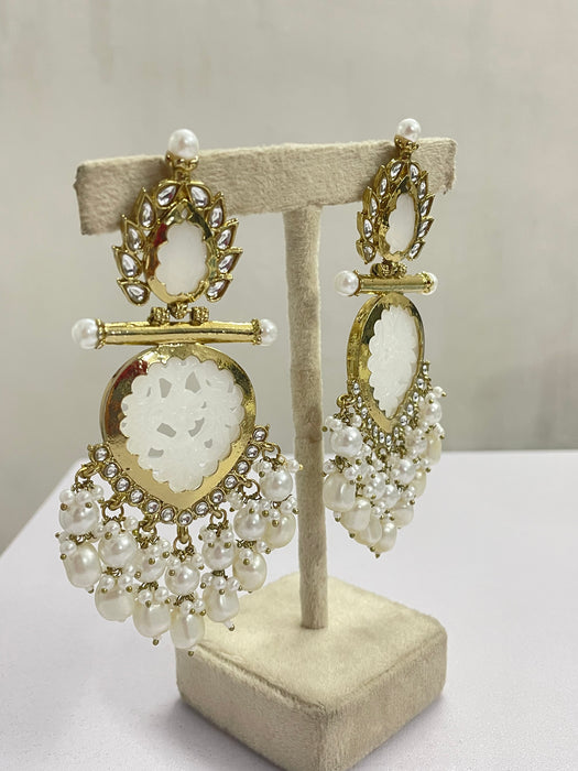 Swara Kundan Earrings