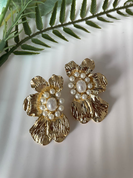 Florina Pearl Earrings