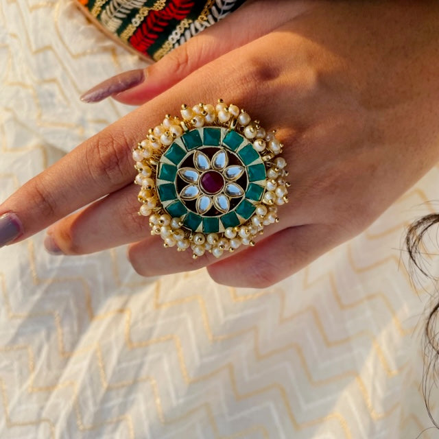 Saachi Kundan Ring