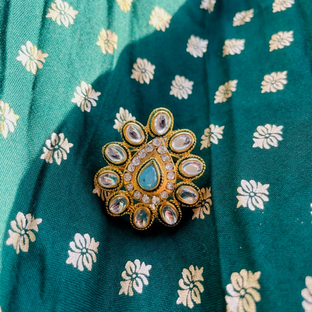 Nainika Kundan Ring