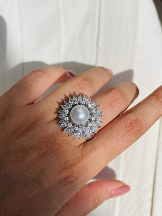 Sweet Pearl Snowflake Ring