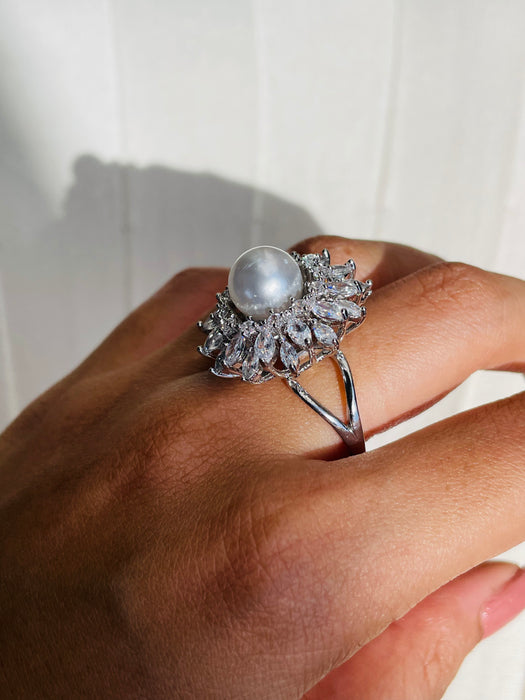 Sweet Pearl Snowflake Ring